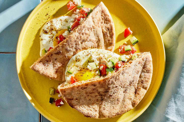 Harvest Breakfast Pitas