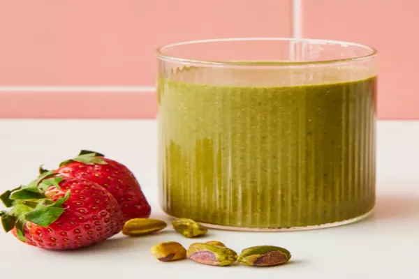 Anti Inflammatory Strawberry Passion Fruit Green Smoothie