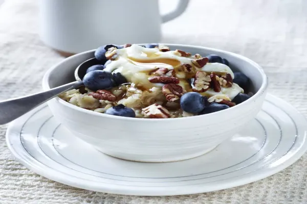Creamy Blueberry Pecan Overnight Oatmeal