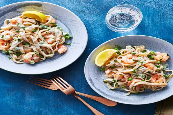Linguine with Lemon Alfredo Shrimp