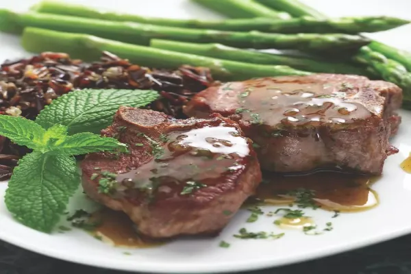 Lamb Chops with Mint Pan Sauce