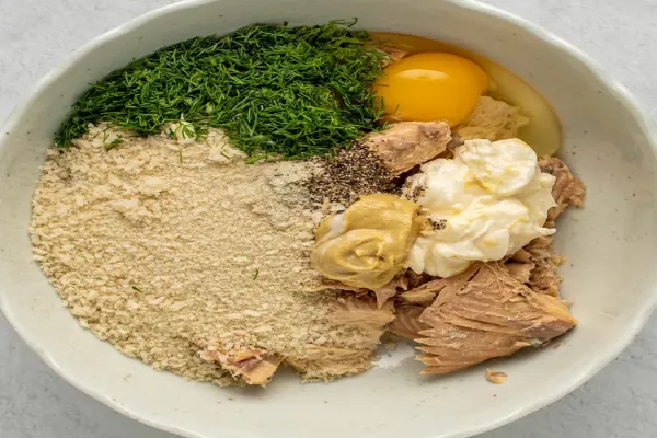 Air Fryer Salmon Cakes