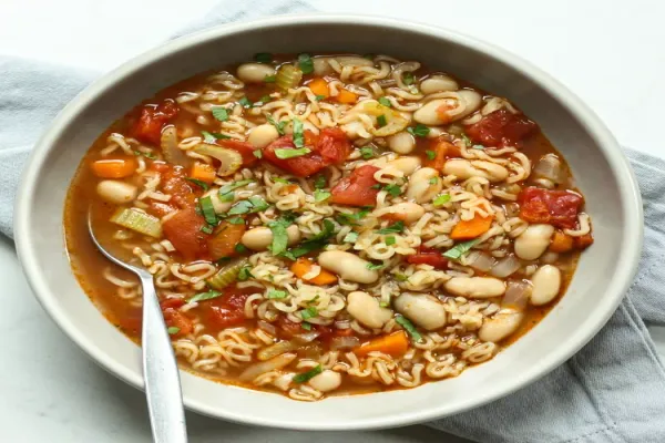 Pasta e Fagioli with Instant Ramen Noodles
