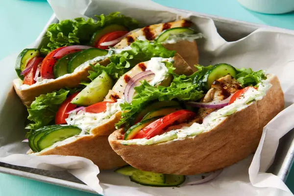 Chicken & Cucumber Pita Sandwiches with Yogurt Sauce