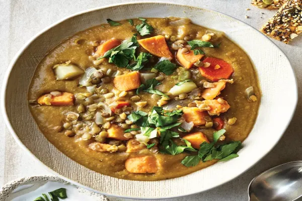 Slow Cooker Lentil Carrot & Potato Soup
