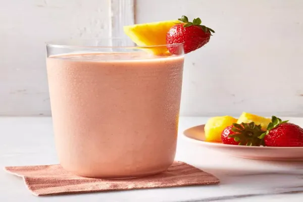 Strawberry Pineapple Smoothie