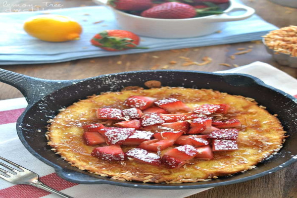 Skillet Strawberry Pancake