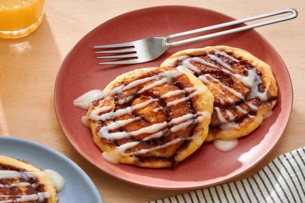 Cinnamon Roll Pancakes