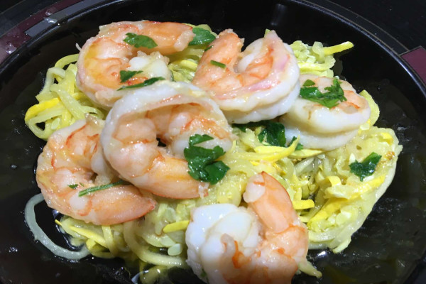 Keto Shrimp Scampi with Broccoli Noodles