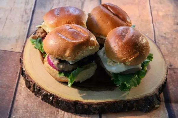 Pork Burger Sliders with Peach Tarragon Aioli